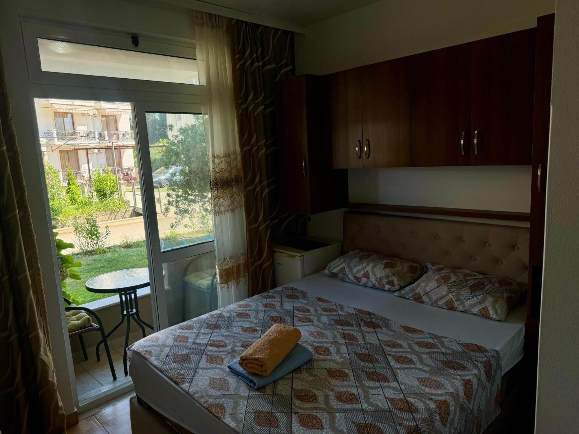 Apartments Cobi Ulcinj Habitación foto